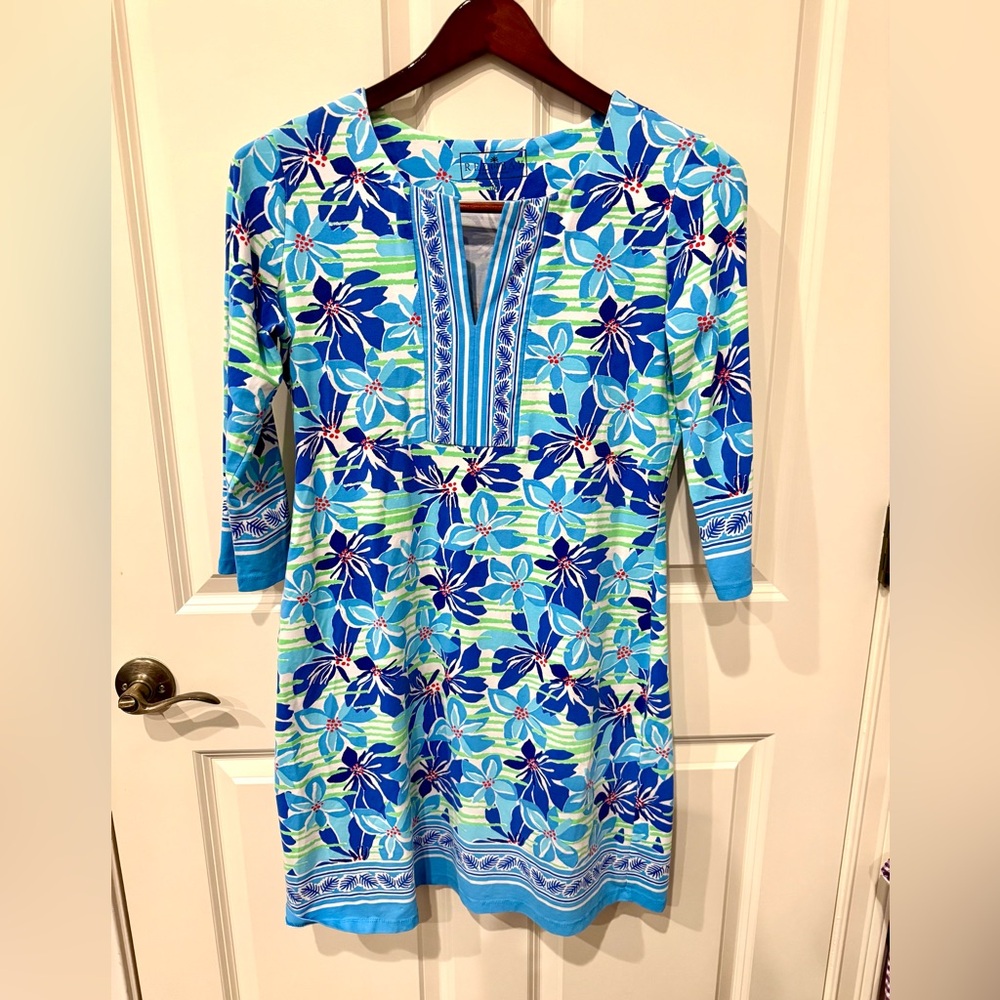 Rezobay Floral Blue and Green long sleeve tunic dress, medium, excellent cond.